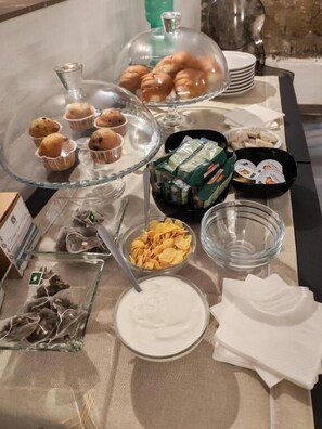 Colazione a buffet inclusa, servita tutte le mattine 