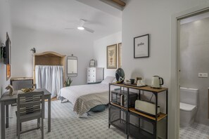 Iron/ironing board, WiFi, bed sheets - Vacation Studio 'Tagoro' with Wi-Fi (Guía de Isora)