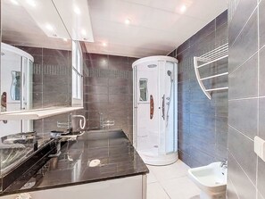 Bathroom - La Romarine by Interhome (La Cadière d'Azur)