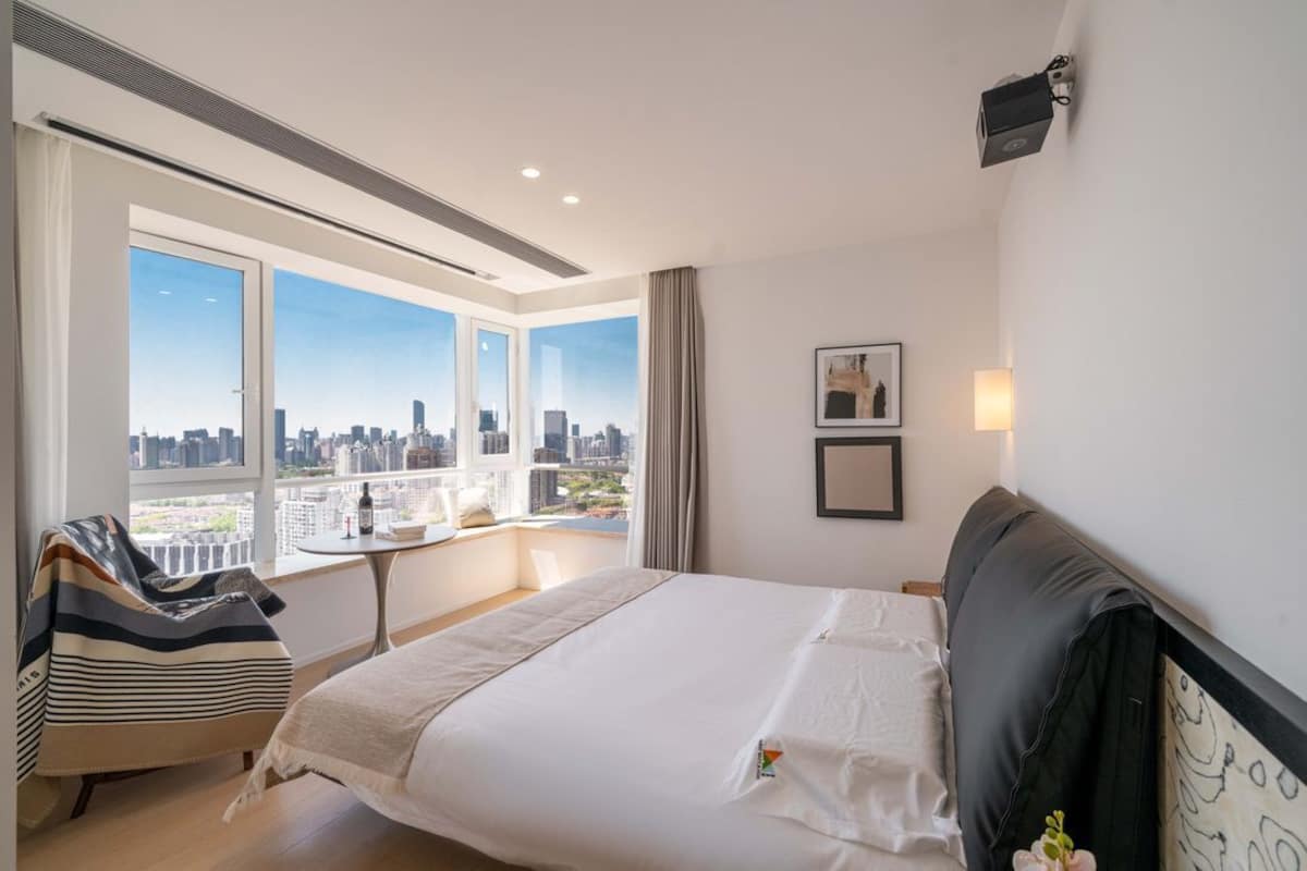 Lyxstudio - utsikt mot staden | Utsikt frÄn rummet