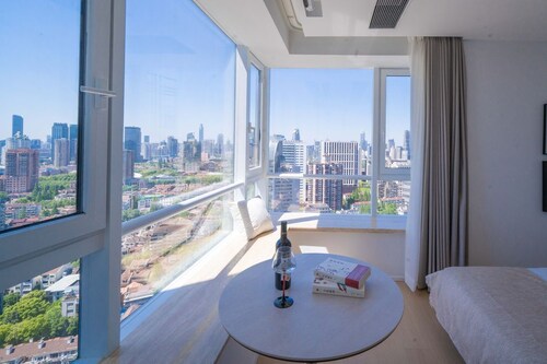 Shanghai Hills&FanStay close to Tianzifang Line 9