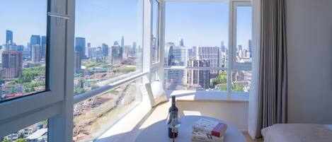 Doppia Luxury, vista città | Area soggiorno