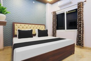 Family Single Room, Balcony, City View - National Banaras Inn City View (Varanasi)