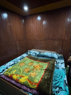 Room - The Gauri Huts And Restaurant (Joshimath)
