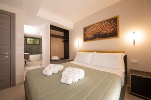 Minibar, desk, blackout drapes, soundproofing - Dimore d'Elite e Spa (Monopoli)