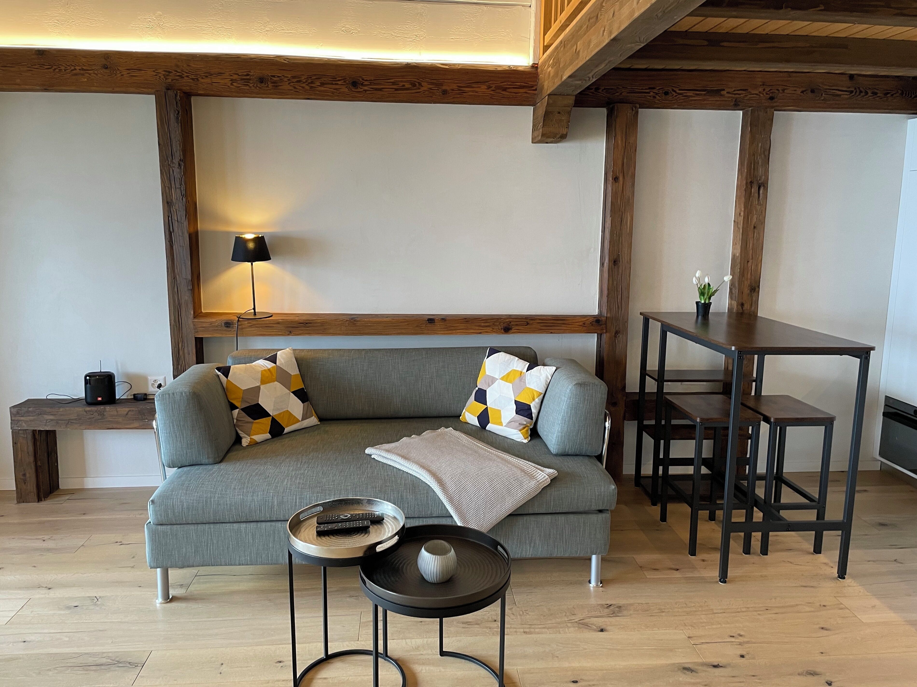 Modernes Maisonette-juwel Mit Traumhaftem Seeblick  Für Allergiker - Kanton Tessin