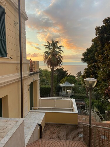 Ferienhaus 'Casa Vacanze Cavalca L'Onda' mit Meerblick, privatem Garten & Klimaanlage