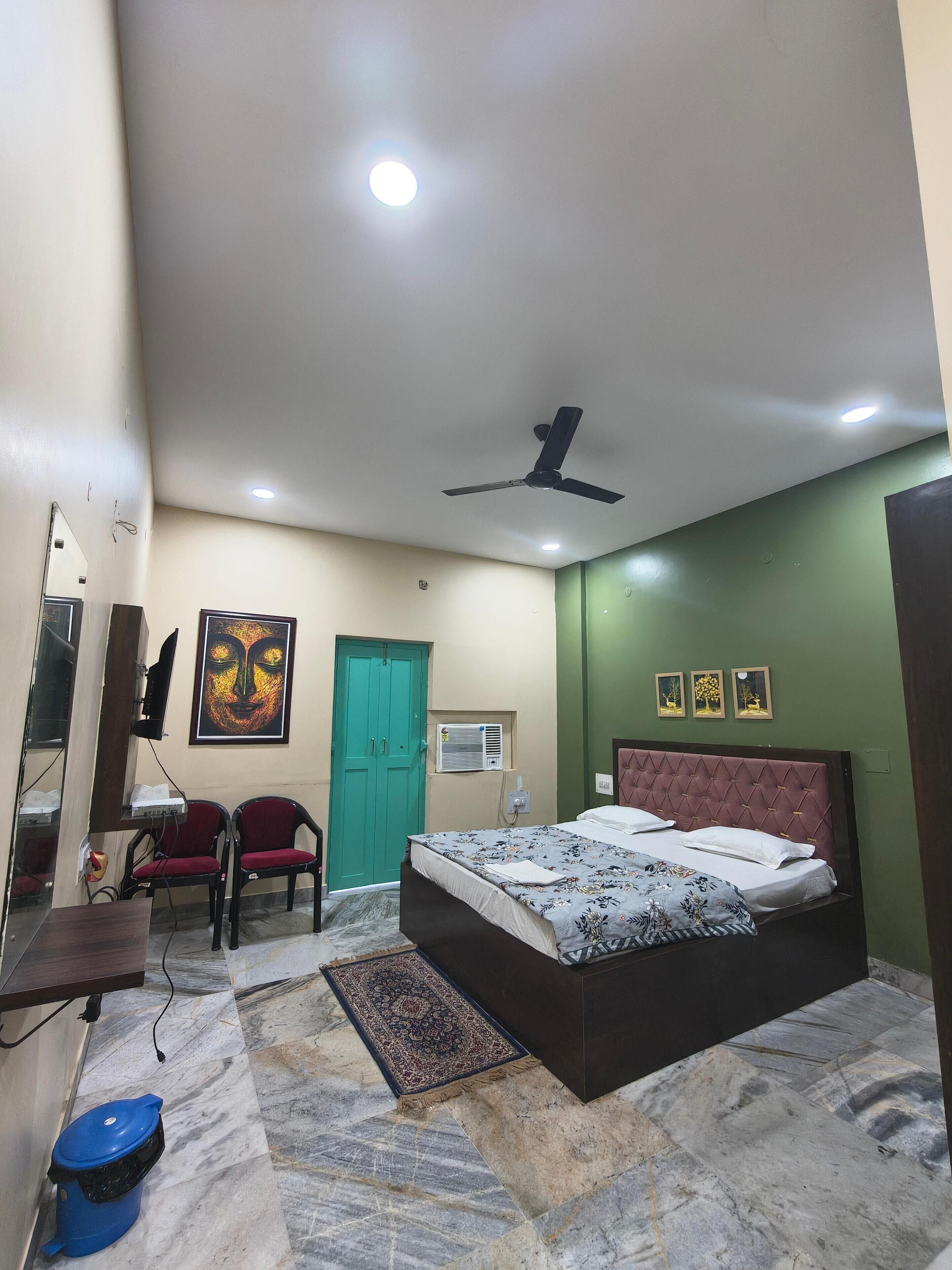 Habitación doble Deluxe, vista al jardín | Escritorio, espacio para trabajar con laptop y wifi gratis 