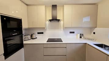 Apartment, 2 Schlafzimmer, barrierefrei, Raucher | Innenbereich