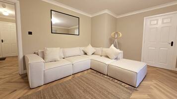 Departamento, 2 habitaciones, con acceso para personas discapacitadas, para fumadores | Sala de estar