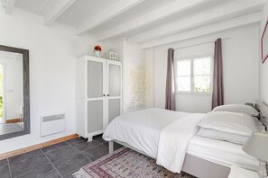 WiFi - Charming Gîte "Les Jardins d'Harmonie" for 2 Guests in Bourgneuf – Charente-Maritime (Bourgneuf)