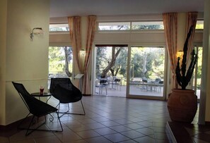 Lobby - Hotel Guardacosta (Cirella)