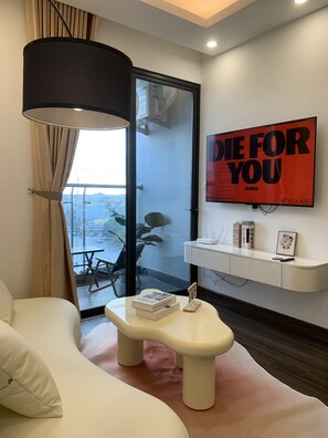 Apartment, Kitchenette, City View | Free WiFi