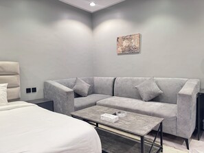1 bedroom, iron/ironing board, WiFi