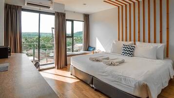 Een kluis op de kamer, een bureau, gratis wifi