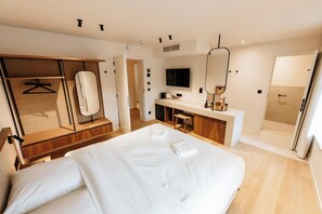 Standard Double Room - Alfred Hotel & Gastro Bar (Marche-en-Famenne)