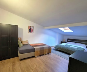2 habitaciones, tabla de planchar con plancha y wifi gratis