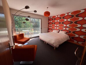 جناح مريح - بشرفة - بمنظر للمنتزه | مكتب ومساحة عمل للكمبيوتر المحمول وواي فاي مجانًا