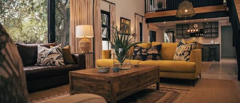 Summerview Villa | Living area