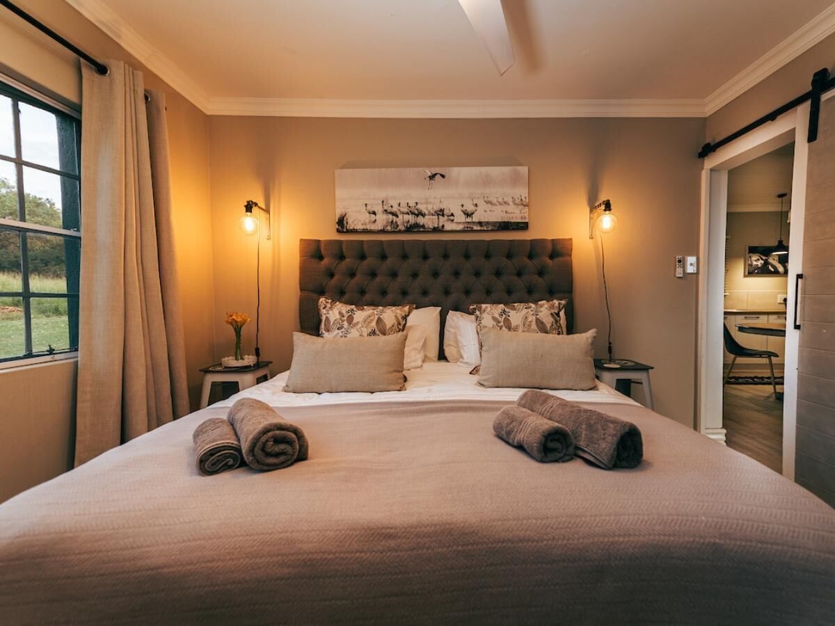 Marula Cottage | Dihias secara berasingan, dilengkapkan perabot secara berasingan, meja 