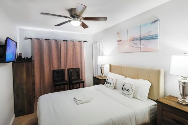 Room - Xlnc Exotic Home Sunnyside by sdstay (San Diego)