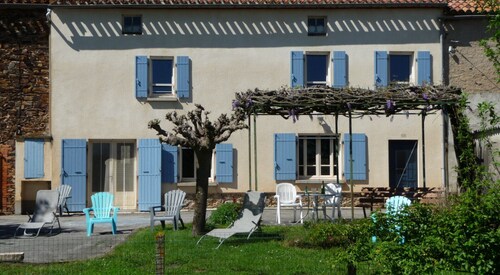 Gite for 10 People Near Tarn Valley in the Monts d'Alban