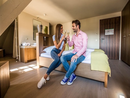 Double Room. HotelBurg Falkenberg