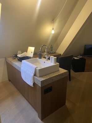 Doppelzimmer | Badezimmer | Haartrockner, Handtücher