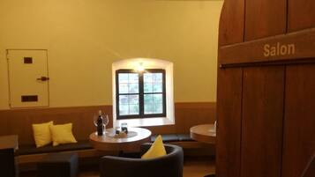 Double Room, City View | Desk, free WiFi, bed sheets