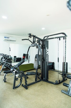 Fitness facility - Fully-furnished Studio Apartment at Edge (Accra)