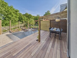 Outdoor dining - Charming house for 6 with garden (Saint-Lunaire)