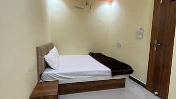 Double Room | Free WiFi