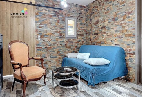 Mas Villa Ile des Pêcheurs - Family waterfront haven with large garden