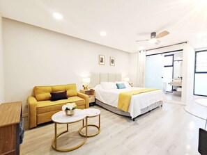 1 bedroom, desk, iron/ironing board, WiFi - Modern Studio Near Parks & Rest in Condesa (Mexico City)