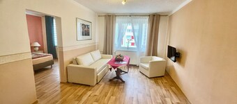 A 5-minute walk to the lake / Flights and sightseeing flights by private plane