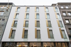 Land view from property - Minimal Studio Apt In Design District (Helsinki)