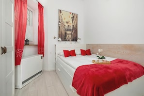1 Schlafzimmer, Bügeleisen/Bügelbrett, Reisekinderbett, WLAN