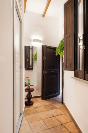 Apartment (1 Bedroom) | Interior - Elegant Apartment Minelli Navona by Ghor (Rome)