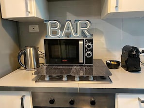 1 bedroom, iron/ironing board, cots/infant beds, bed sheets