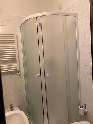 Bathroom - Guest House Rome by Ghor (Rome)