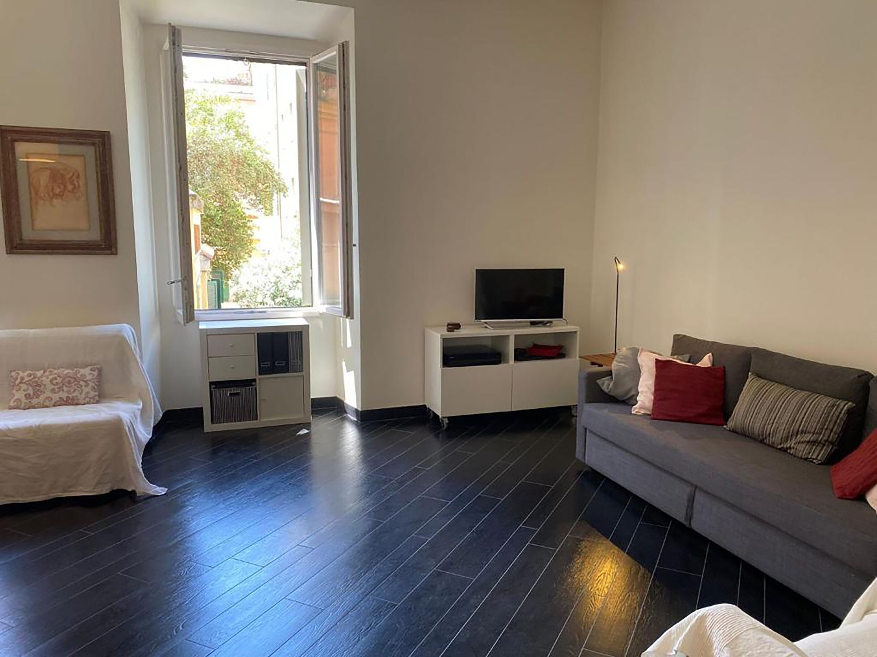公寓 (2 Bedrooms) | 起居区