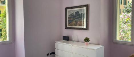 2 bedrooms, iron/ironing board, cots/infant beds, bed sheets