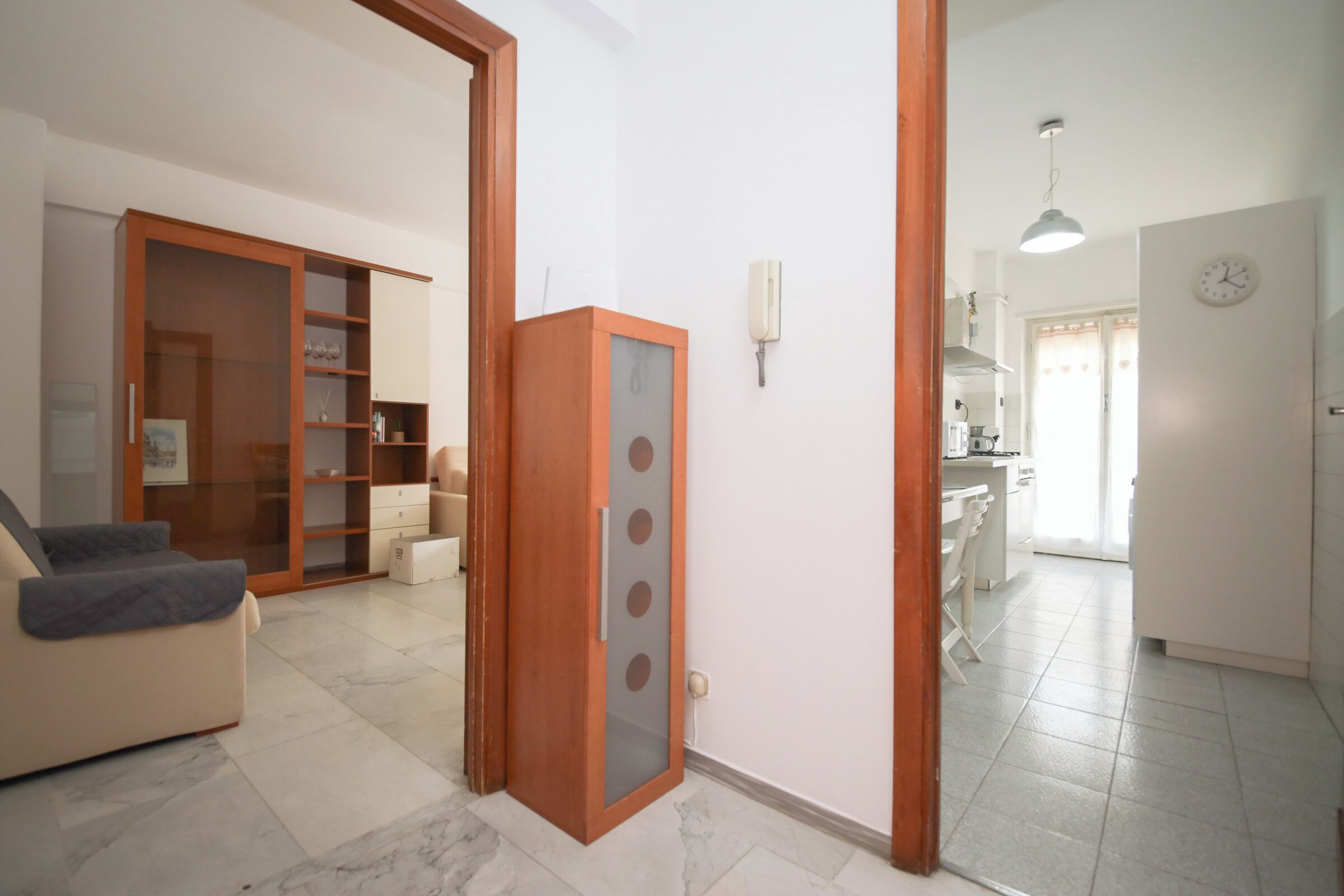 Apartment (2 Bedrooms) | Living area | 32-inch Smart TV with cable channels