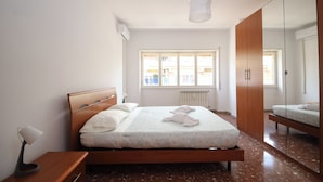 아파트 (2 Bedrooms)