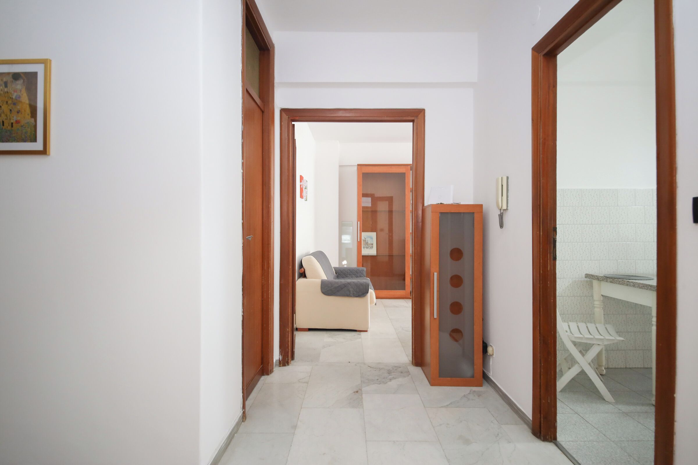 Apartment (2 Bedrooms) | Living area | 32-inch Smart TV with cable channels