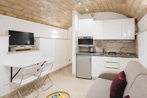 Căn hộ (1 Bedroom) | Bếp riêng | Lò vi sóng, bếp nấu, ấm điện, dụng cụ nấu nướng/bát dĩa/dao nĩa