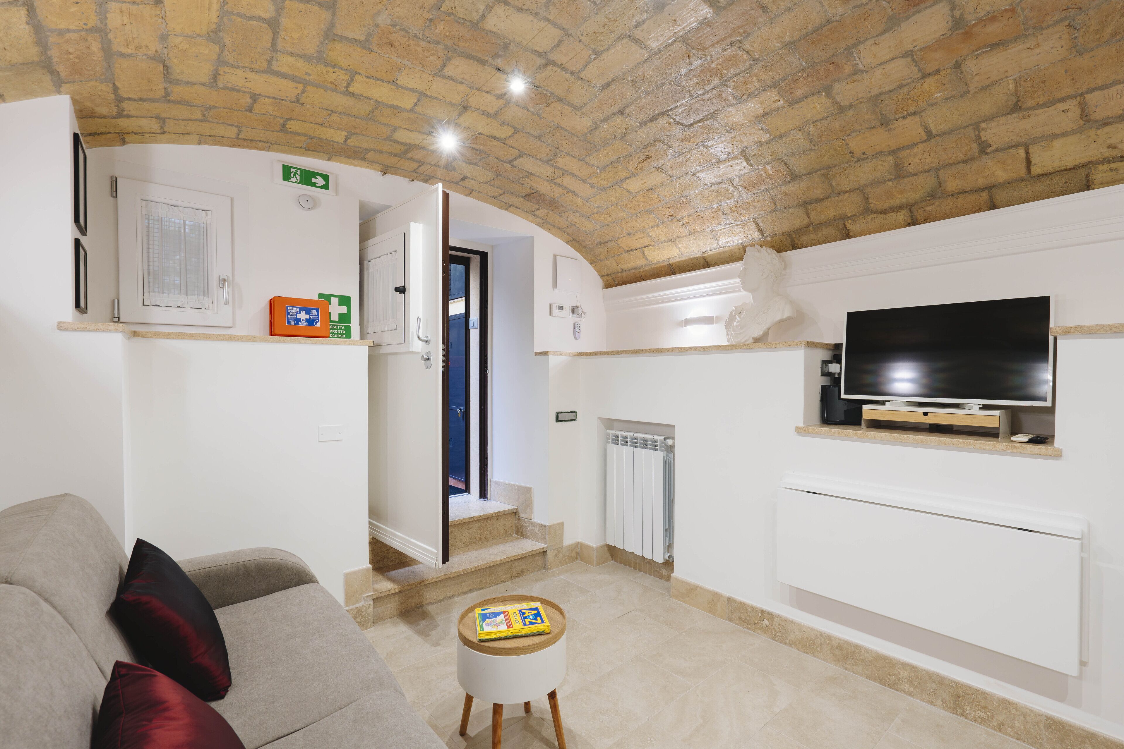 Appartamento (1 Bedroom) | Area soggiorno | TV