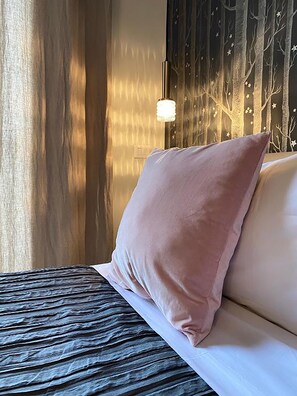Room (1 Bedroom) | 1 bedroom, soundproofing, cots/infant beds, free WiFi - Cavour Urban Rooms - by Ghor (Rome)