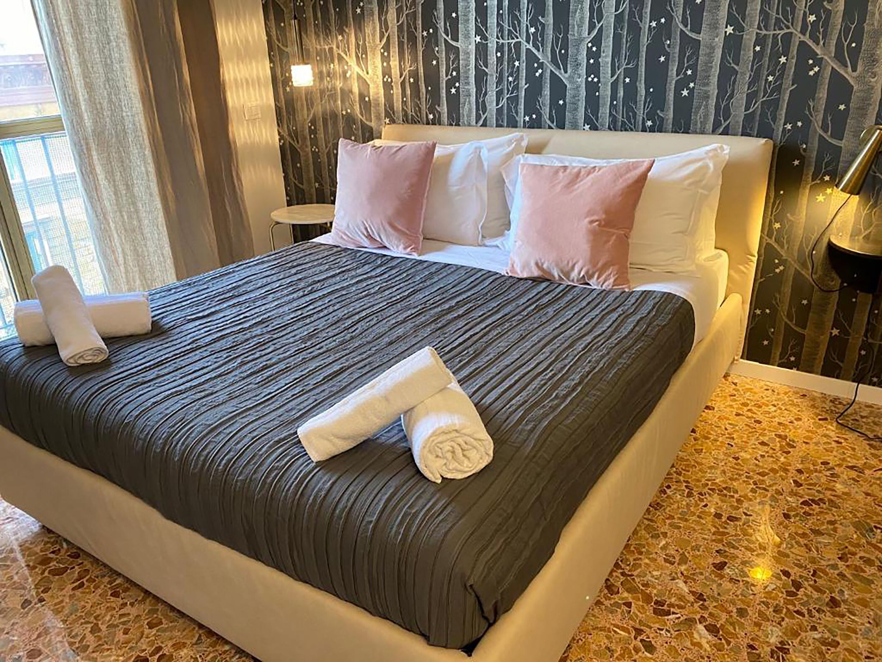 Camera (1 Bedroom) | 1 camera, culle/letti per bambini (a pagamento), lenzuola