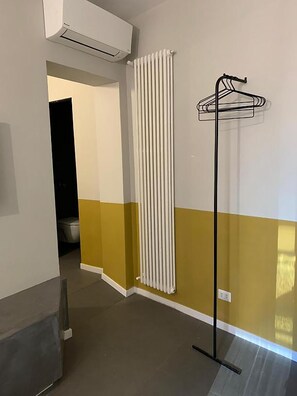 Camera tripla (1 Bedroom) | 1 camera, culle/letti per bambini (a pagamento), lenzuola